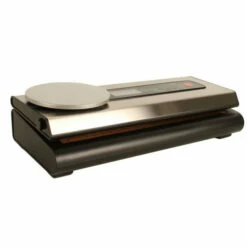 Wildtrak Deluxe Vacuum Sealer - 12v And 240V Power Operation -Bundyoutdoors Shop CA7200 1