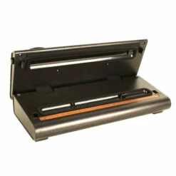 Wildtrak Deluxe Vacuum Sealer - 12v And 240V Power Operation -Bundyoutdoors Shop CA7200 2